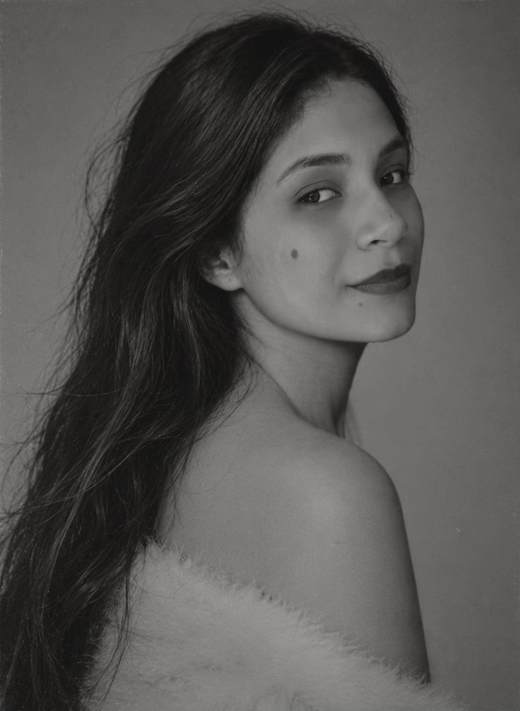 Retrato da escritora Isabella Fabiano
